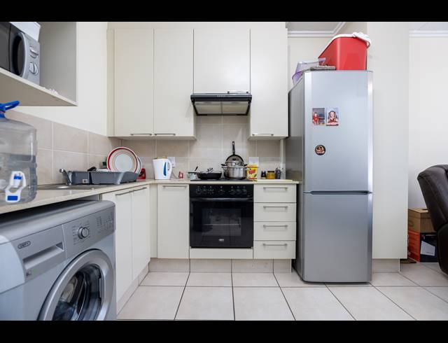 1 BEDROOM APARTMENT FOR SALE IN LONEHILL